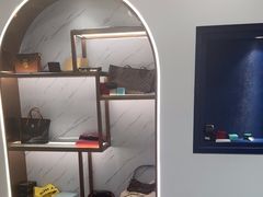 -聚云奢二手奢侈品黄金手表包包回收·中古店(上海店)