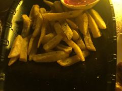 -MARU玛露音乐餐厅(大学路店)