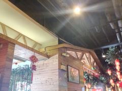 大堂-龙泉人椰子鸡.糟粕醋.海南菜(三亚旗舰店)