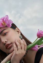 -莫兰迪婚纱摄影