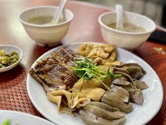 -乌文新澄海卤鹅店
