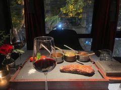 -弦月窗LUNETTE BY AMANDA(复兴路店)