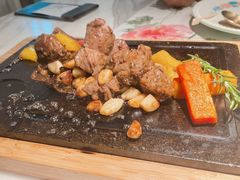 田园澳洲骰子牛肉-蜜桃花开·中西融合菜E&W(南长街店)