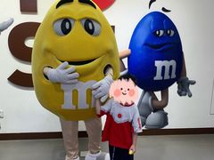 -m豆巧克力世界(上海世茂广场店)