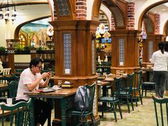 大堂-清真·玛丽亚新疆菜主题餐厅(浙江中路店)