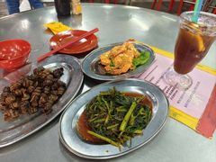 -黄亚华小食店(Jalan Alor)