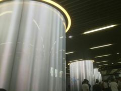 -汉中路(地铁站)