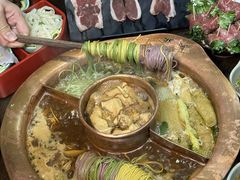 -滇釜火锅·能喝汤的火锅(车公庄店)