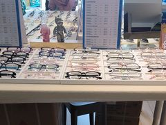 -天空之镜眼镜店蔡司依视路授权店(天通苑店)