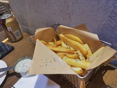 黑松露粗薯条-Cyclus Craft Kitchen薩克思手工厨房