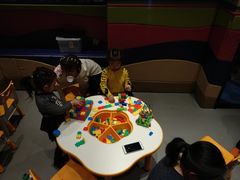 孩童区-海底捞火锅(邯郸新世纪中心店)