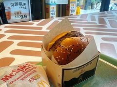 -麦当劳(阳朔益田西街店)