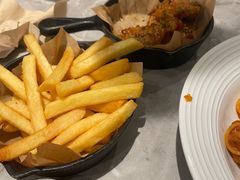 -必胜客(世欧广场店)
