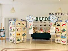 -红黄蓝幼儿园(颐东苑店)