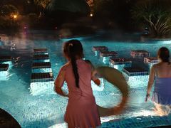 -七彩云南古滇温泉山庄