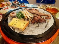 -哈哈碳都·牛肋条无限自助烤肉(宝龙店)