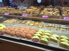 面包甜点陈列柜-味多美蛋糕(三元桥店)