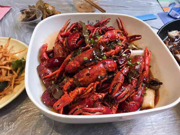 靓靓蒸虾(黄石店)-"难得在五月吃小龙虾的季节回到家里 哪里有.