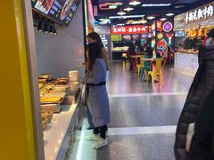 -八一路好吃街(雨田商务大厦店)