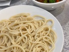 -汗腾格里·风味餐厅(新疆驻京办店)