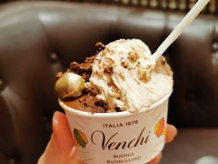 -VENCHI 闻绮(上海佛罗伦萨小镇店)