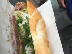 -Bánh Mì Huynh Hoa