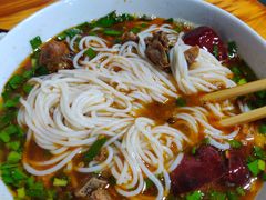 辣子鸡-越洋肖氏老米线(杨家坪店)