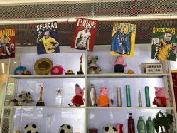 -PE SALON