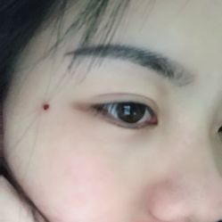 -莲姿娜·半永久纹眉皮肤管理