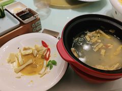 -梦都海鲜酒家(万达广场江桥店)