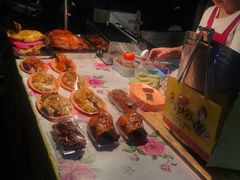 -六合夜市