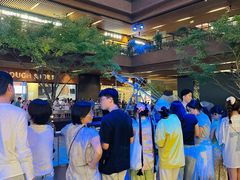 -瑞虹新天地月亮湾
