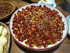 -有红鸡毛店·川菜(建设路店)