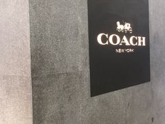 -COACH蔻驰(太古汇店)