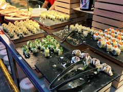 -布罗城堡自助烧烤(鸿通城购物中心店)