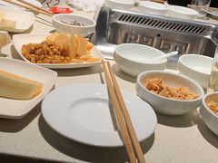 -海底捞火锅鲜切牛肉主题店(长寿路店)