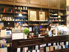 -良友书坊(安徽路店)