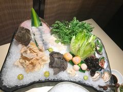 -余欢领鲜火锅(新街口店)