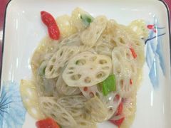 -魏四小鱼锅贴王