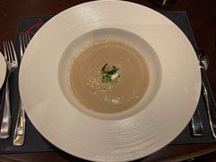-恰餐厅及酒吧 CHAR Bar & Grill (北京丽都皇冠假日店)