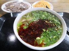 -陇上全荟兰州传统牛肉面(延吉路店)
