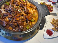 -徐记小怪兽肉蟹煲(中央大街店)