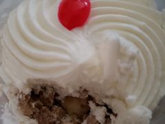 -红宝石·鲜奶小方·海派西点房(莘庄龙之梦店)