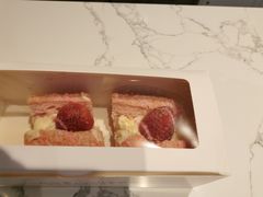 -奈雪的茶(亨特国际广场店)