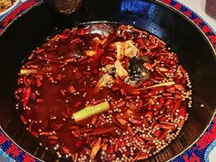 -何师傅美蛙鱼头(汉街店)