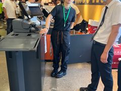 -NIKE上海青浦优选体验店