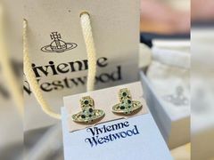 -Vivienne Westwood(上海来福士广场店)