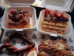 -BUTTERFUL&CREAMOROUS 黄油与面包(三里屯太古里店)