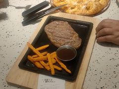 -必胜客(王府井店)