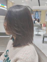 -首脑美发沙龙